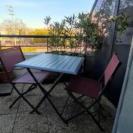 Apartamento Avec Terrasse Proche Des Transports. Issy-les-Moulineaux